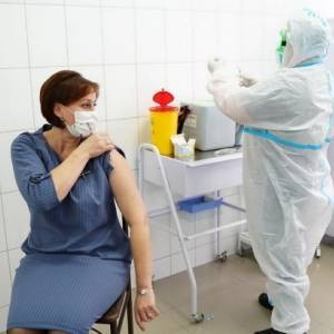 Более 44 тысяч украинцев записались на вакцинацию