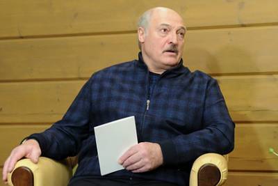 Лукашенко захотел координировать оборонную политику с Россией