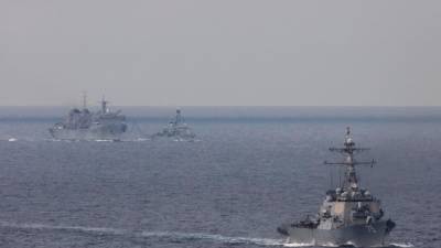 Два корабля ВМС США направились в Судан вслед за «Адмиралом Григоровичем»