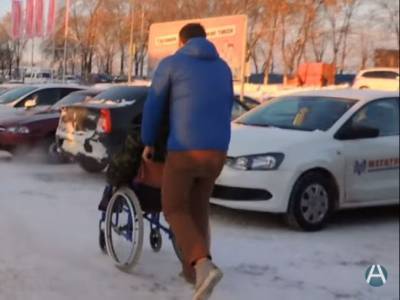 В Подольске двое мужчин заставляли людей с инвалидностью попрошайничать