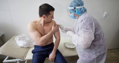 Зеленский вакцинировался индийской вакциной на Луганщине. ФОТО