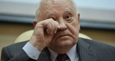 Развалил империю зла: Ринкевичс поздравил Горбачева с юбилеем