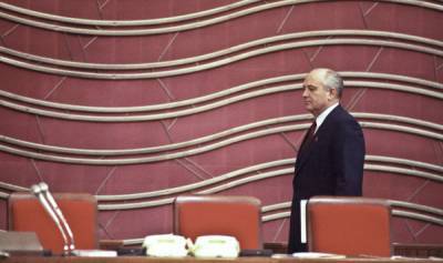 "Это был мой президент": фигура Горбачева глазами латвийца