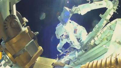 Астронавты NASA в 71-й раз вышли в открытый космос.