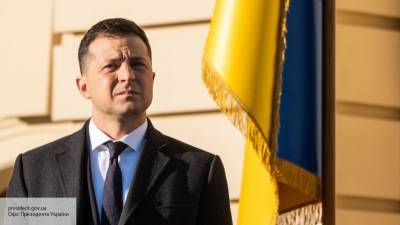 Корнилов раскрыл план Зеленского по спасению Украины из «финансовой трясины»