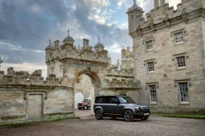 Land Rover представил самый мощный Defender нового поколения