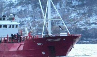 Ространснадзор: рыбацкая лодка опрокинулась в Баренцевом море по вине капитана