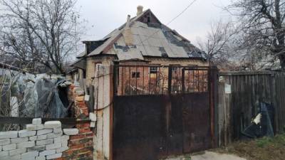 Жилые дома в Донбассе повреждены минометным огнем со стороны ВСУ