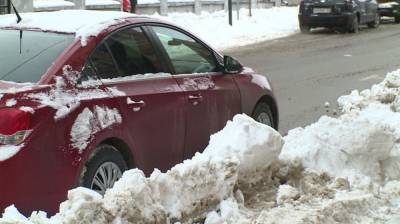 Концессионера платных парковок в Воронеже пригрозили наказать за плохую уборку снега