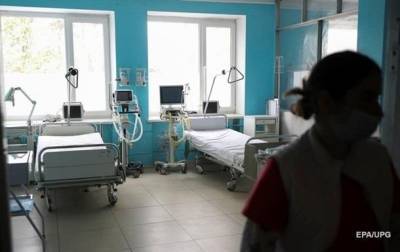 В Украине умирают девять из десяти COVID-больных на ИВЛ