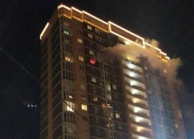 Были дома одни: во Владивостоке при пожаре на 21-м этаже погибли двое маленьких детей