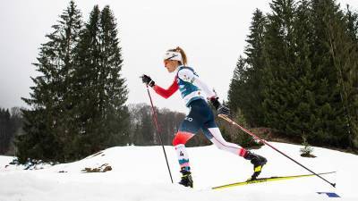 Норвежская лыжница победила в женской индивидуальной гонке на ЧМ