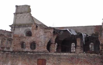 В Бродах обрушилась крыша старинной синагоги