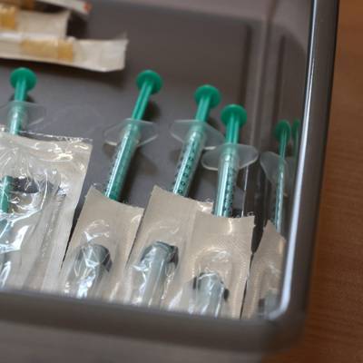 В Австрии после прививки Pfizer умер 41 человек, но связь с препаратом не установлена