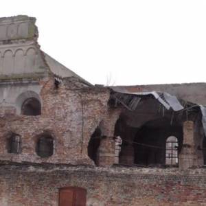 Во Львовской области рушится старинная синагога. Видео