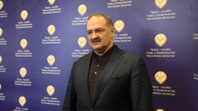 Сергей Меликов подписал указы о кадровых изменениях в Правительстве Дагестана