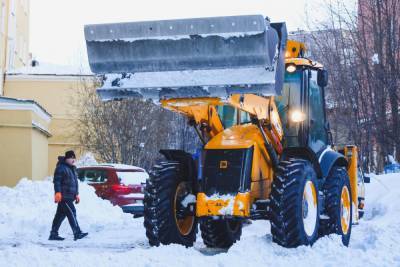 Более 150 сигналов о неубранном снеге поступило за выходные на портал «Наш Север»