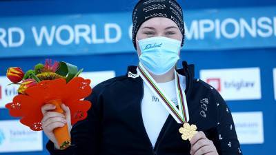 Россиянка Надыршина победила в параллельном слаломе на ЧМ