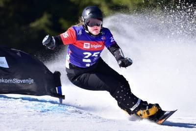 Россиянка Надыршина выиграла золото в параллельном слаломе на ЧМ по сноуборду