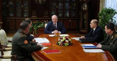 Лукашенко выступил за размещение российских самолетов в Белоруссии