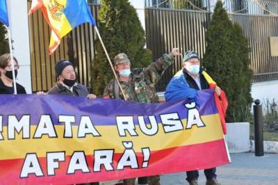 В Молдове чесали полученные в Приднестровье раны и лаяли на Москву