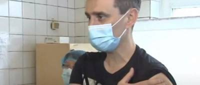 Главный санврач Виктор Ляшко в прямом эфире вакцинировался от коронавируса