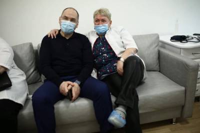Врач, которая вакцинировала Степанова, прокомментировала слухи о "ненастоящей" вакцине
