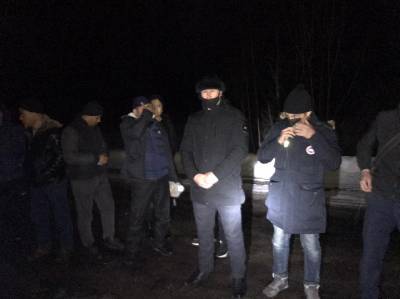 В Смоленской области задержали три машины с нелегалами