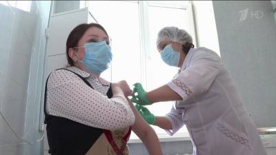 Татьяна Голикова дала прогноз по срокам формирования коллективного иммунитета у россиян