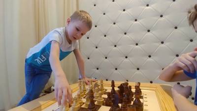 Не дали разряд: в поиске справедливости 5-летний шахматист дошел до министра
