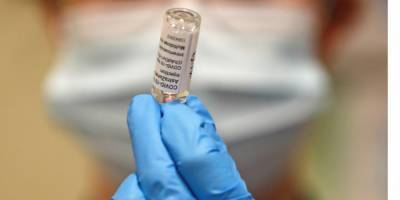 В Минздраве заявили, что правительство компенсирует побочные эффекты вакцинации