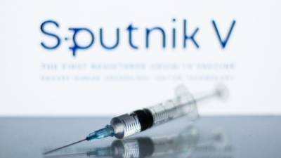 Премьер-министр Италии допустил закупку российской вакцины "Спутник V"