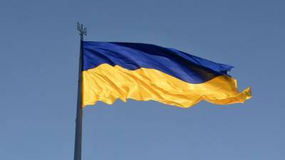 Киев продлил санкции против двух российских банков на три года