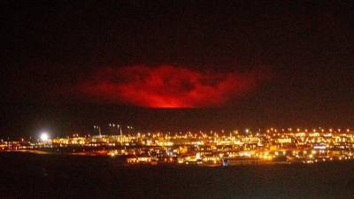 В Исландии произошло крупное извержение вулкана. В стране объявлен режим ЧС