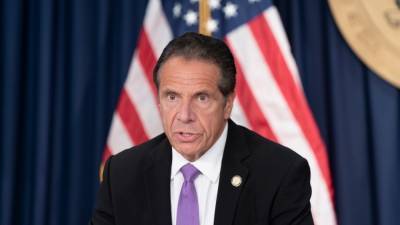 Губернатора Нью-Йорка обвинили в токсичности