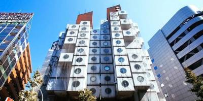 Капсульная башня Накагин: почему необычный дом-конструктор в Токио хотели уничтожить