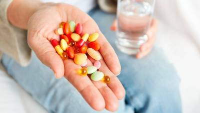 Врач-диетолог рассказала, какие витамины дополнительно принимать в пост