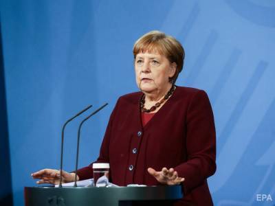 Меркель заявила, что готова вакцинироваться AstraZeneca, но хочет дождаться своей очереди