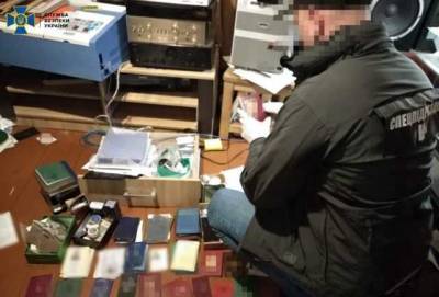 На Житомирщині СБУ ліквідувала типографію, де виготовляли паспорти для нелегалів