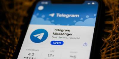 На фоне популярности Clubhouse Telegram запустил голосовые чаты в каналах