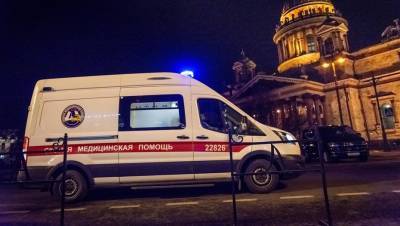 В Петербурге впервые за месяц выявили меньше 900 случаев COVID