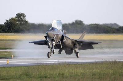 Times: Российские средства РЭБ глушат британскую авиабазу с истребителями F-35, расположенную на Кипре