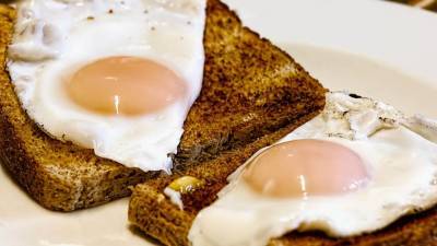 Американские ученые выявили главное преимущество раннего завтрака