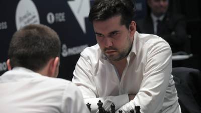 Шахматист Непомнящий обыграл Карлсена и вышел в финал турнира Magnus Carlsen Invitational