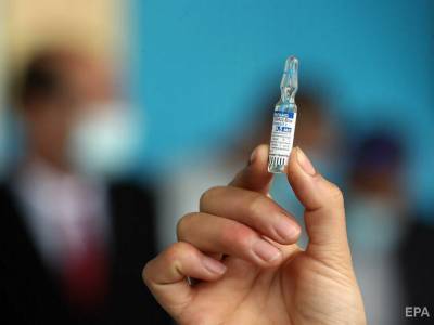 Шмыгаль о "Спутнике V": Мы не можем использовать вакцину страны, с которой у нас – военный конфликт