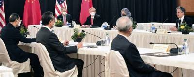Делегации США и Китая обсудили ряд вопросы визовой политики и СМИ на Аляске