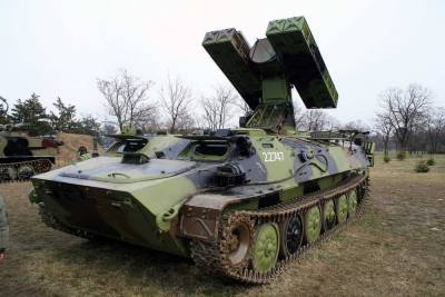 ВСУ срочно перебросили на Донбасс уже 230 РСЗО и 450 различных танков