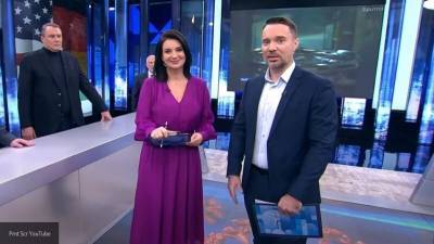 Соведущий Стриженовой по шоу "Время покажет" рассказал о ее главной роли вне эфиров