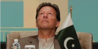 Через два дня после первой прививки. Премьер Пакистана Имран Хан заболел коронавирусом