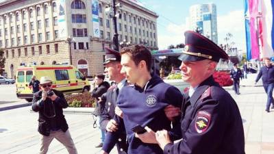 Координатор штаба Навального в Хабаровске - под домашним арестом